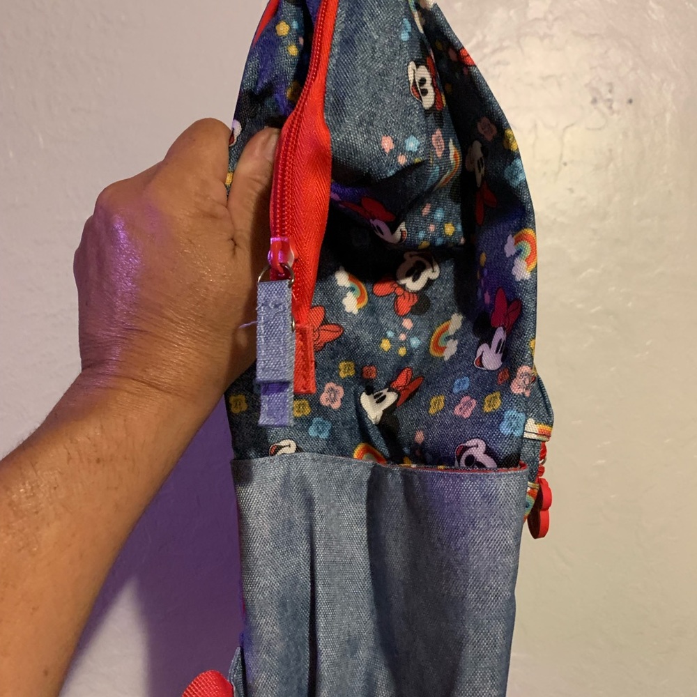 Disney Minnie Mouse Denim
Rainbow Backpack NWT - Picture 4 of 9